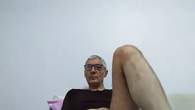 BIGUNCUTHARDCOCK stripchat live cam model