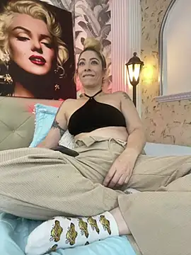 viktoria_davis_ stripchat live cam model