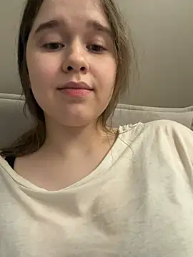 HornyGirlH stripchat live cam model