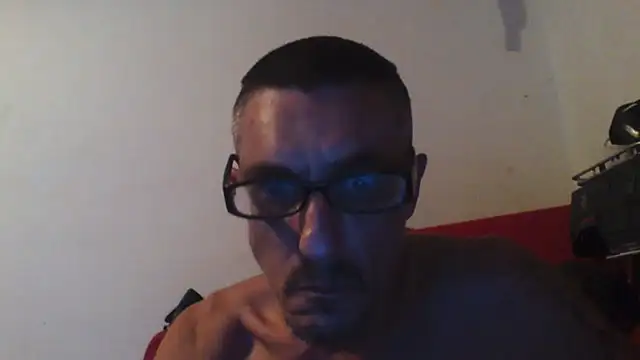 Squirtlover81 stripchat live cam model