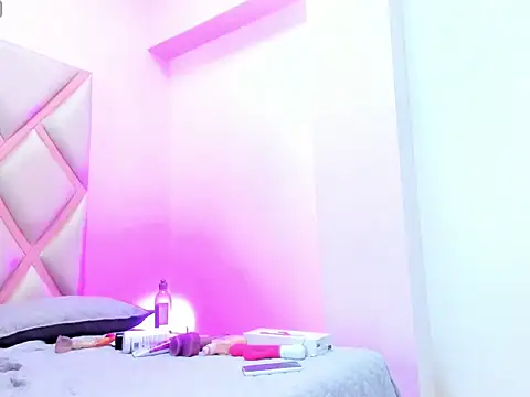 Lauren-22 stripchat live cam model