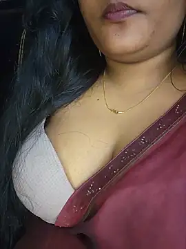 Aruna-1 stripchat live cam model