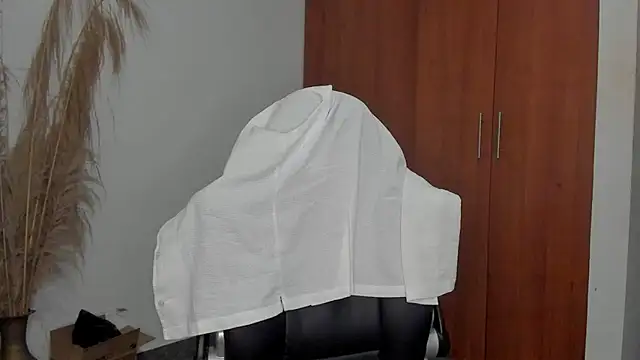 Evansdark1 stripchat live cam model