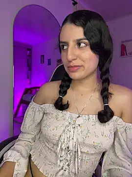 OhMySelenyx3 stripchat live cam model