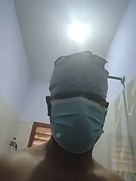 kissassssss stripchat live cam model