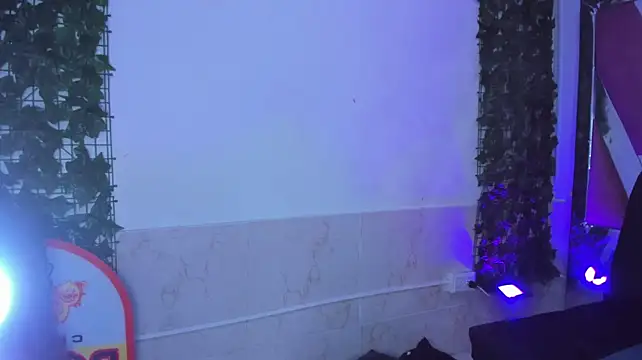KevCokk stripchat live cam model