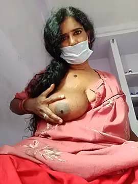 radhika78990 stripchat live cam model