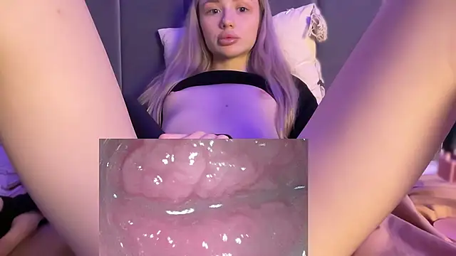jannemary stripchat live cam model