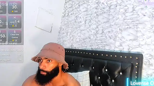 wakanda1995 stripchat live cam model