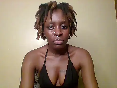 preetyrita stripchat live cam model