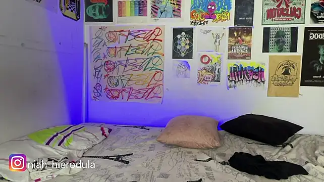 niah_11 stripchat live cam model