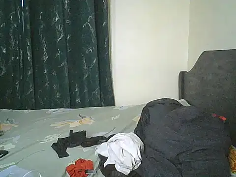 fynfunn stripchat live cam model