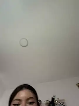 Your_Honeey stripchat live cam model