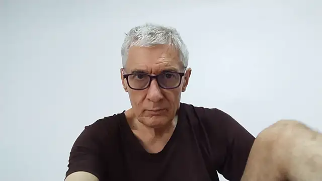 BIGUNCUTHARDCOCK stripchat live cam model