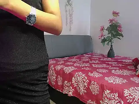 Cute_Kritika69 stripchat live cam model