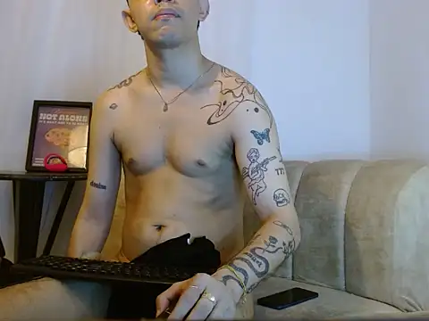 tonysexyboy stripchat live cam model