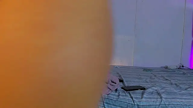 PureFire20 stripchat live cam model