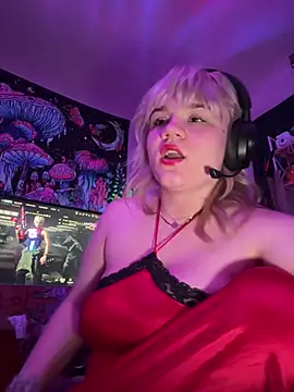 Cutiepiespanks stripchat live cam model