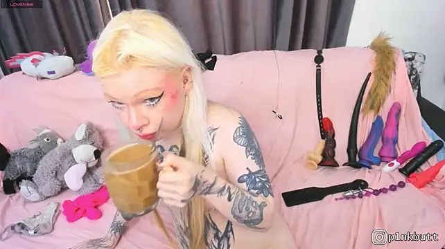 HelenGoat stripchat live cam model