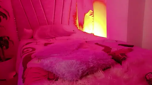 Miia_Belluci stripchat live cam model