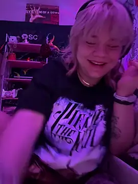 Cutiepiespanks stripchat live cam model