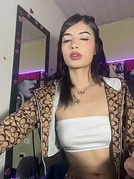 honeyluxe_ stripchat live cam model