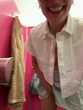 NataKitten stripchat live cam model