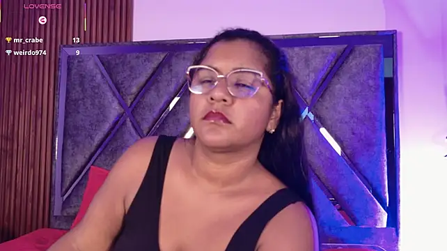 Slutty_Vicky stripchat live cam model