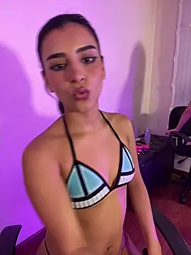 ivy-777 stripchat live cam model