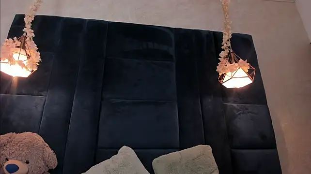 scarlet_scar stripchat live cam model