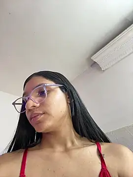 Danaeluxe stripchat live cam model