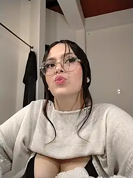 Ela_Tompson stripchat live cam model