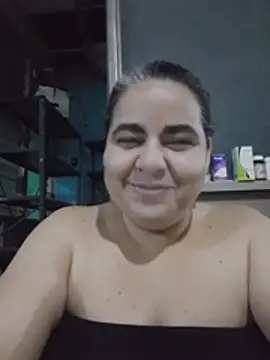 Golositadeamor stripchat live cam model