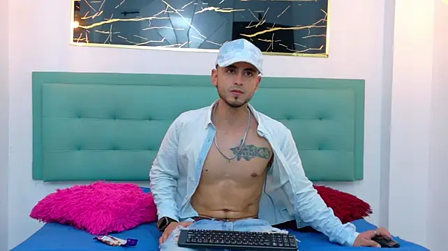 PowerLustX stripchat live cam model