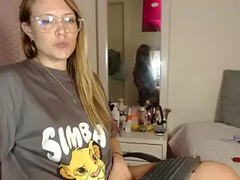 Mia_jhons57 stripchat live cam model