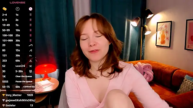 LanaBlu_ stripchat live cam model