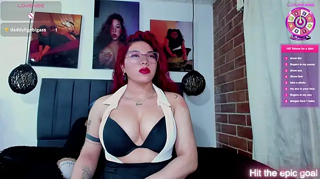 kyliejenner_hot stripchat live cam model