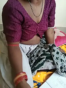 ApKi-BhAbi stripchat live cam model