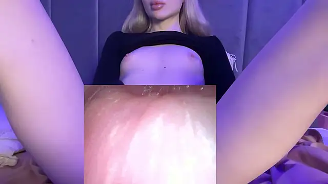 jannemary stripchat live cam model