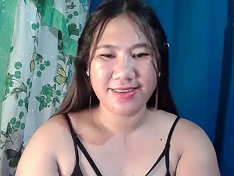 Islandbabe22 stripchat live cam model