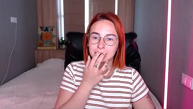 FlameVixen stripchat live cam model
