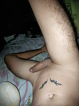 Alfoonso stripchat live cam model