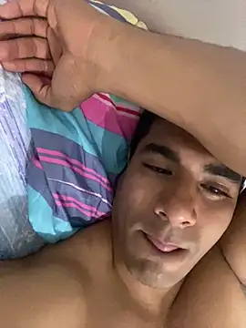 KobuPNP stripchat live cam model