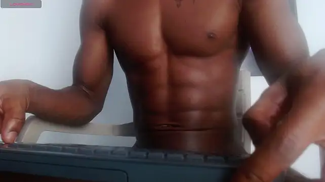 drake_brwon_23 stripchat live cam model
