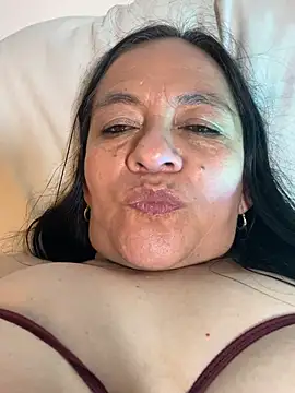 Freya_Artemisa stripchat live cam model