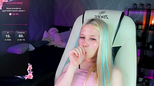 VivieSunn stripchat live cam model