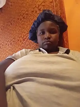 Pretty-mama stripchat live cam model