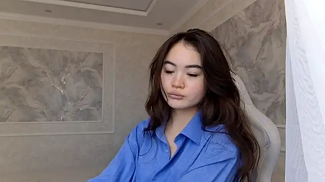Lolapennyto stripchat live cam model
