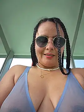 bellapaty stripchat live cam model