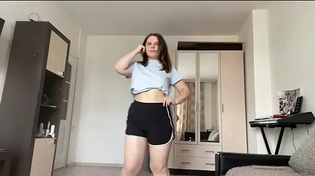 LorileeKaliszewski stripchat live cam model